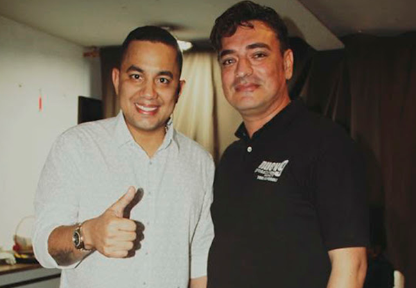 Julio César Uribe con artistas y en eventos de la industria musical