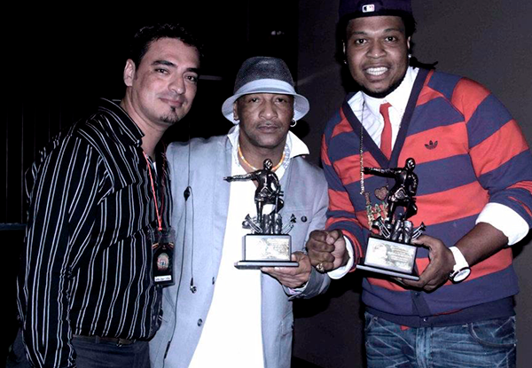 Julio César Uribe con artistas y en eventos de la industria musical