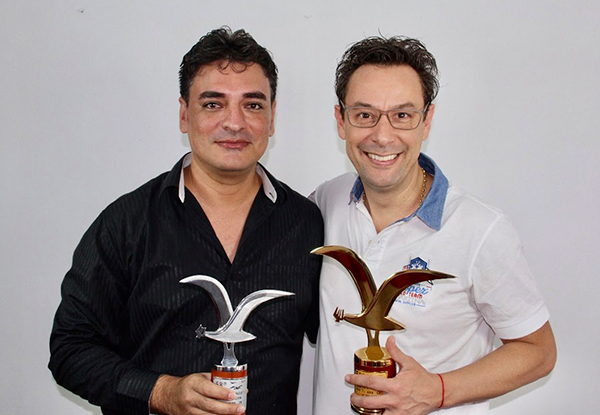 Julio César Uribe con artistas y en eventos de la industria musical