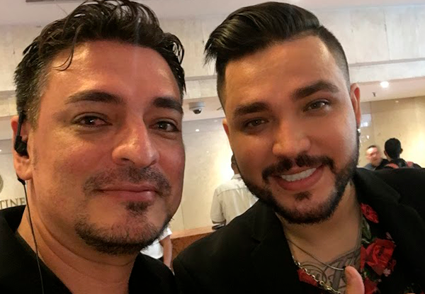 Julio César Uribe con artistas y en eventos de la industria musical